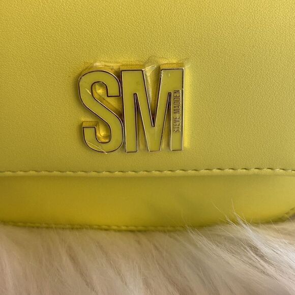 NWT Steve Madden (BJEMMA) Lemon Card Case Wallet/Wristlet - Picture 7 of 12